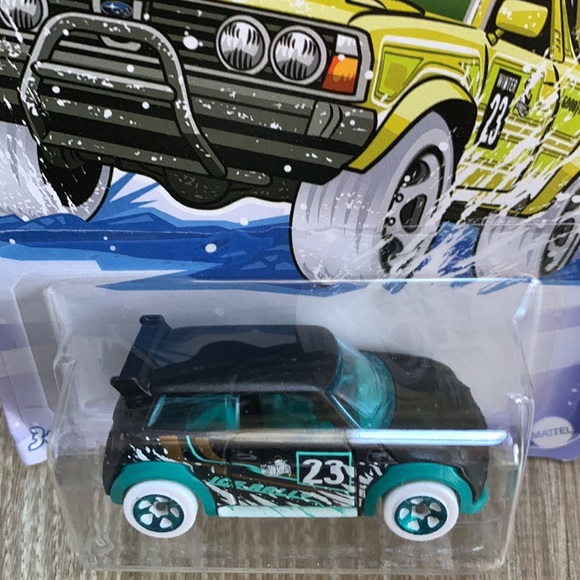 Hot wheels Car Mini Cooper S Challenge 2/5 Hotwheels New HW Winter 2023 - Picture 5 of 6